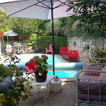 La Sapiniere -Chambres Climatisees Buisson Ngoại thất bức ảnh