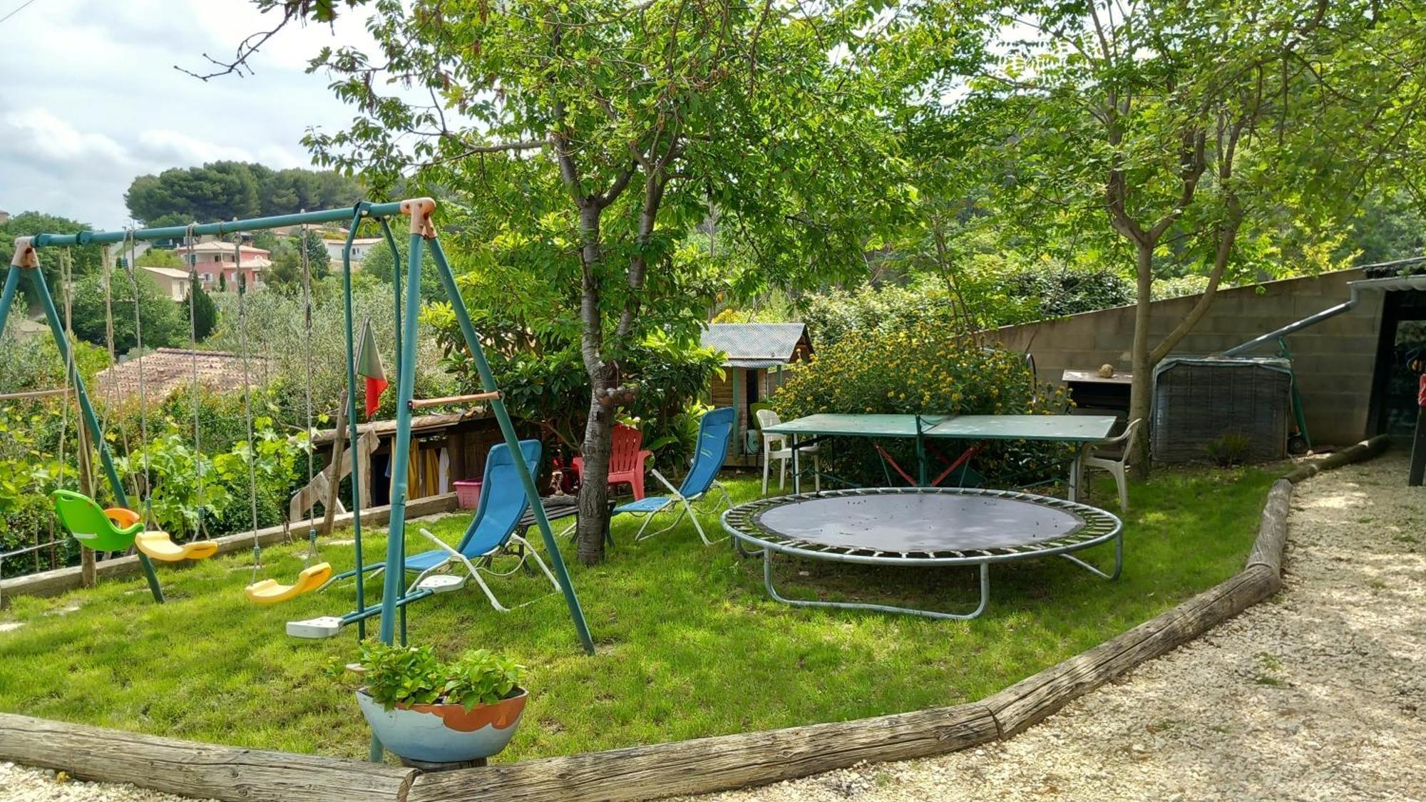 La Sapiniere -Chambres Climatisees Buisson Ngoại thất bức ảnh